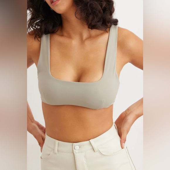 DYNAMITE alani sculpt micro bra top in vintage khaki size small - Picture 2 of 7